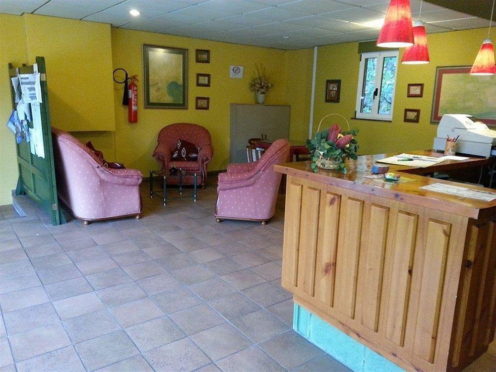 阿巴澈苏斯尔瑞安酒店 Onís 外观 照片